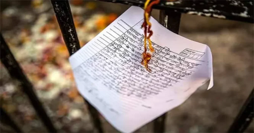 Feroz Shah Kotla Fort — Where People Write Letters to Djinn