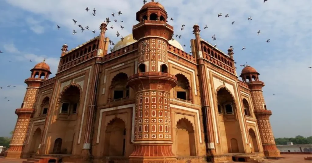 Safdarjung's Tomb - The End of an Era